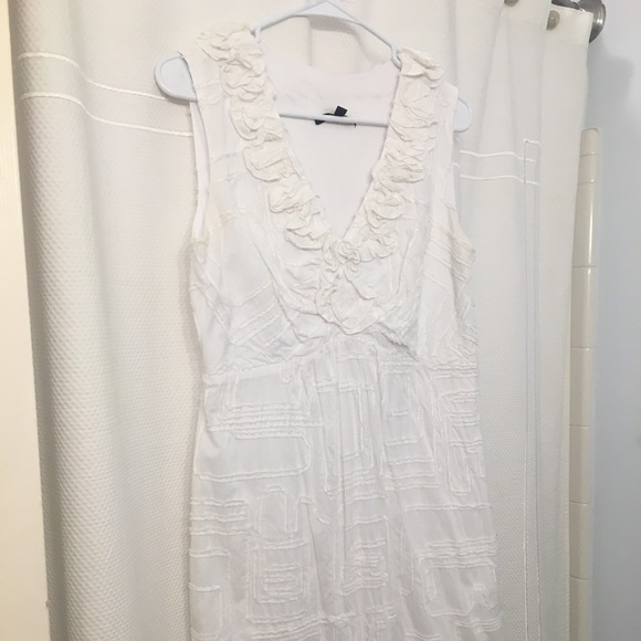 White Tiana B. Shift sleeveless dress - Picture 2 of 3